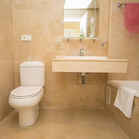 Apartment Duquesa Suites 335 *