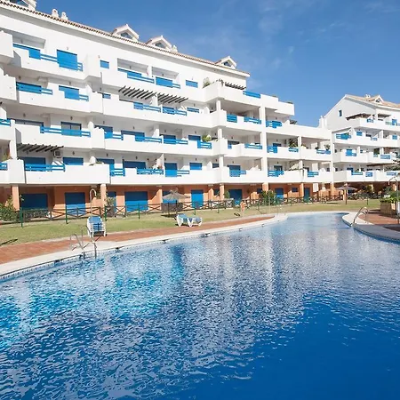 Duquesa Suites 335 Apartment *